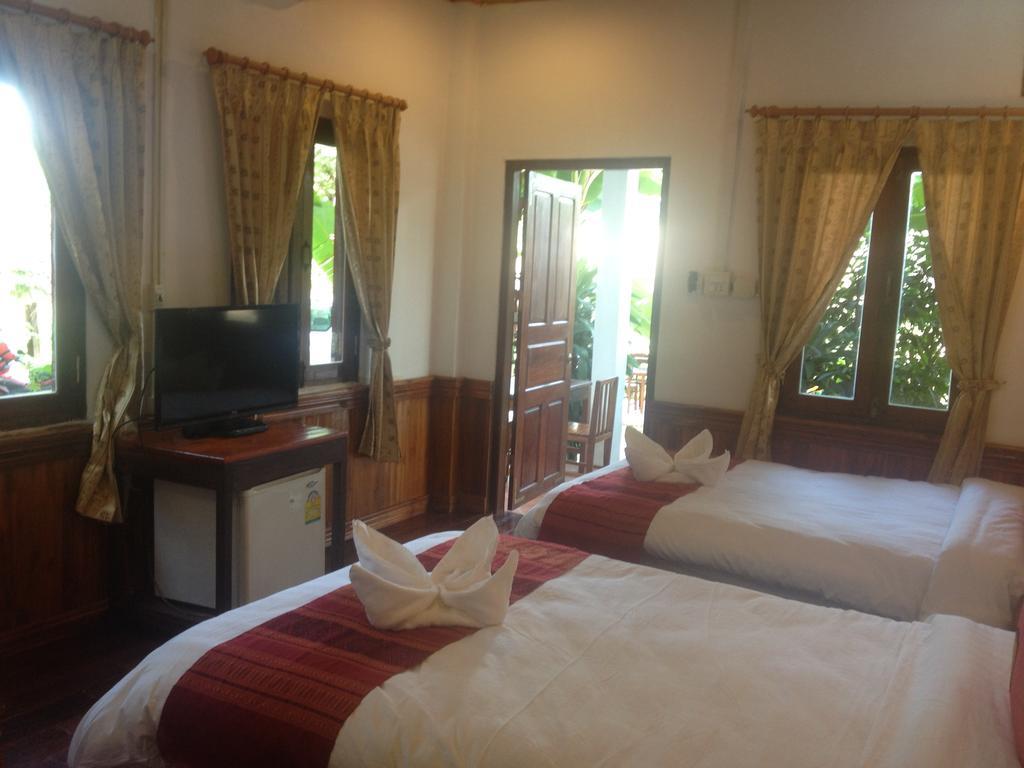 Namkhan Riverside Hotel Luang Prabang Room photo