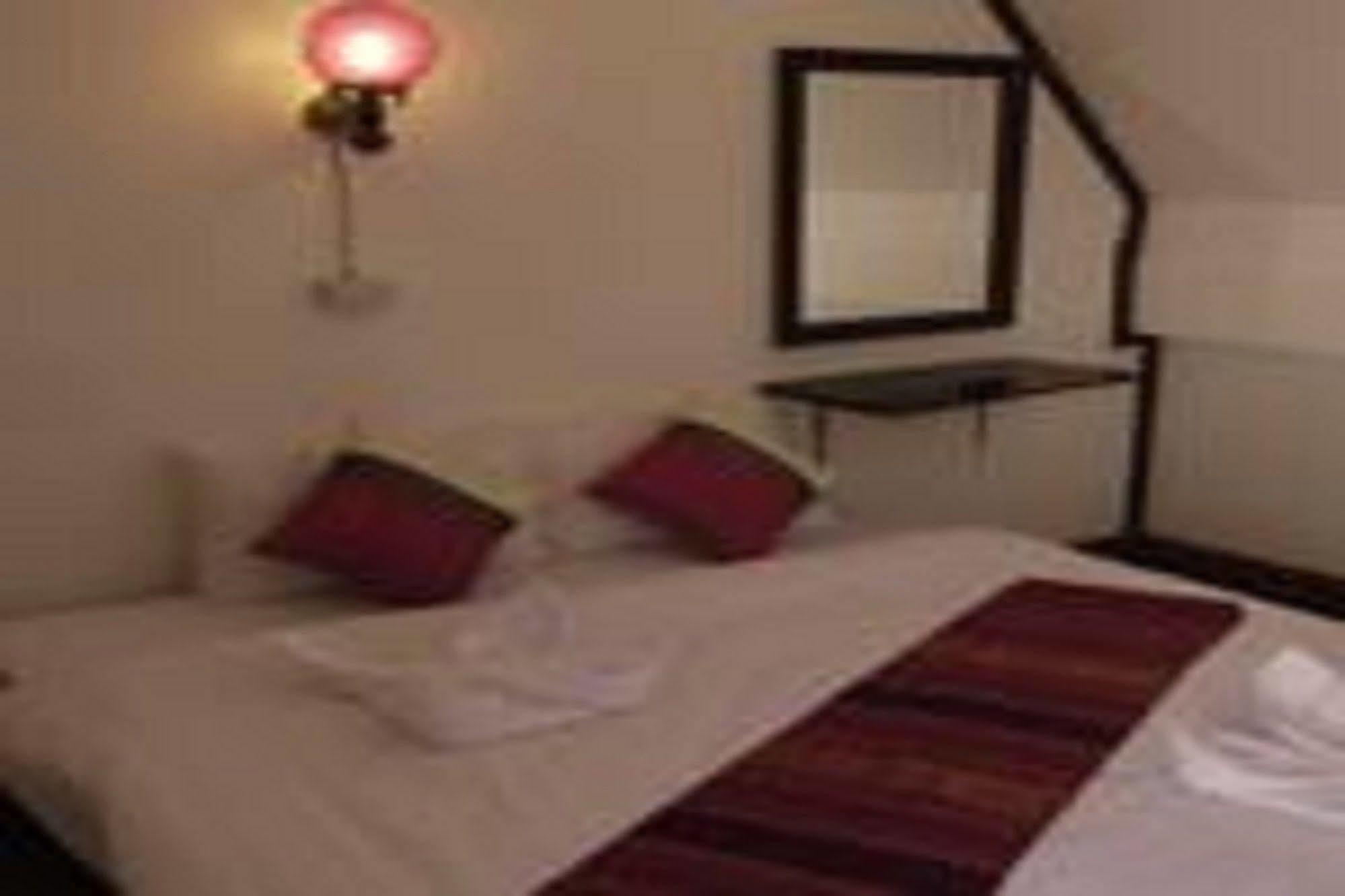 Namkhan Riverside Hotel Luang Prabang Exterior photo